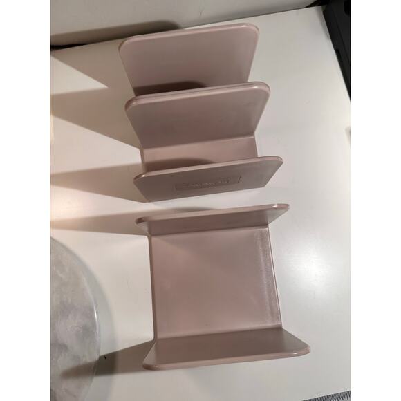 Caraway Magnetic 3 In Set Pot Pan Lid Holder Organizer Storage Dividers - Picture 3 of 6